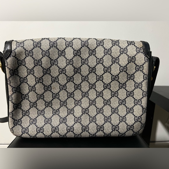 Authentic PVC Leather GG shoulder bag - Picture 4 of 16